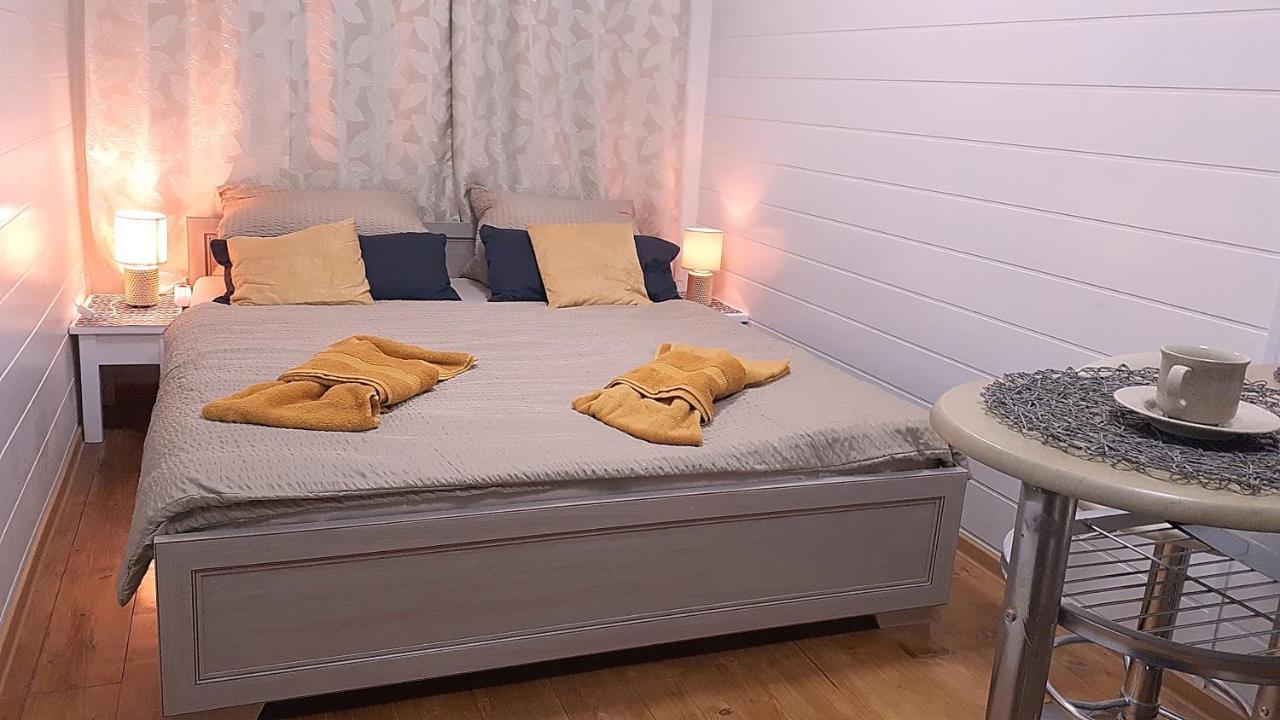 Penzion Florens, Nesvady Екстериор снимка
