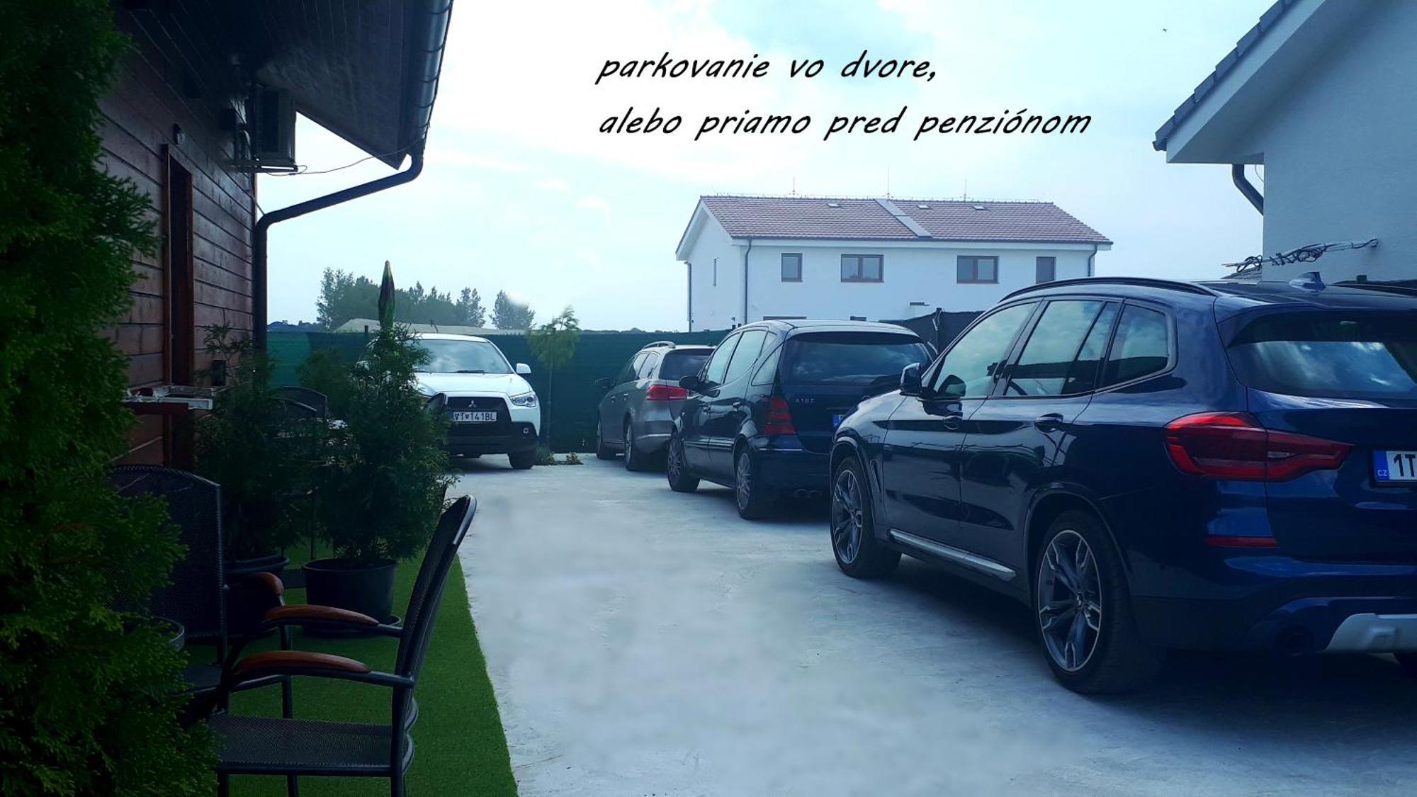 Penzion Florens, Nesvady Екстериор снимка